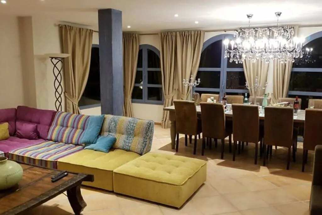 Amazing Villa To Rent At Estepona - Near Beaches